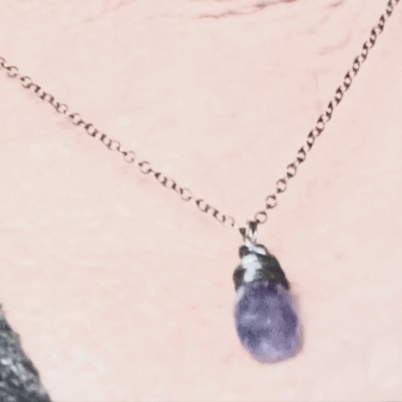 Purple Amethyst Healing Artesian Woman's Pendant 20 Inches - Picture 1 of 7